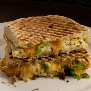 panini-del-dia-martes-cuatro-quesos.jpg
