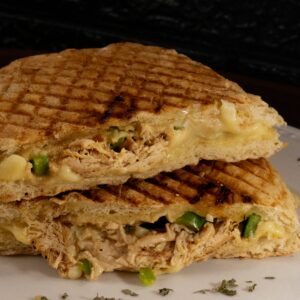 panini-del-dia-miercoles-pollo-y-queso.jpg