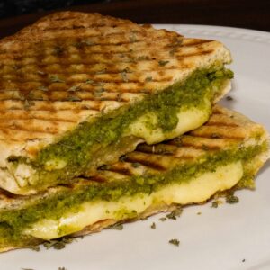 panini-del-dia-viernes-pesto-margarita.jpg